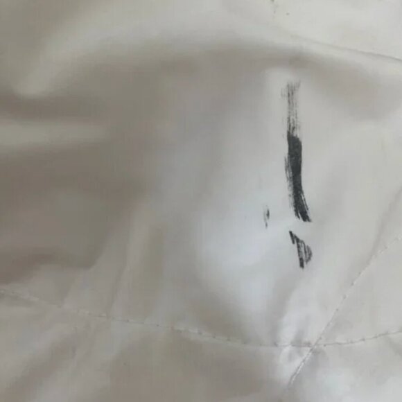 GUESS White Down & Feather Puffer Jacket – Size L (Lightweight Warm Winter Coat) - Picture 11 of 11